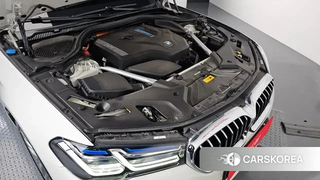 BMW 5 Series (G30) id 3301368 из Кореи 16