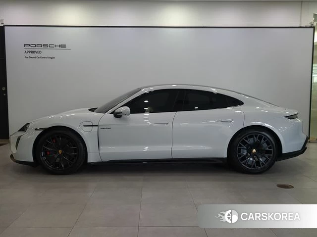 Porsche Taycan id 4462543 из Кореи 16
