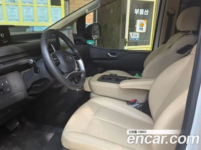 Hyundai Staria 2023 Белый из Кореи, фото 6