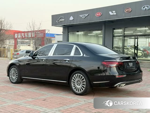Mercedes-Benz E-class 2022 Черный из Китая, фото 6