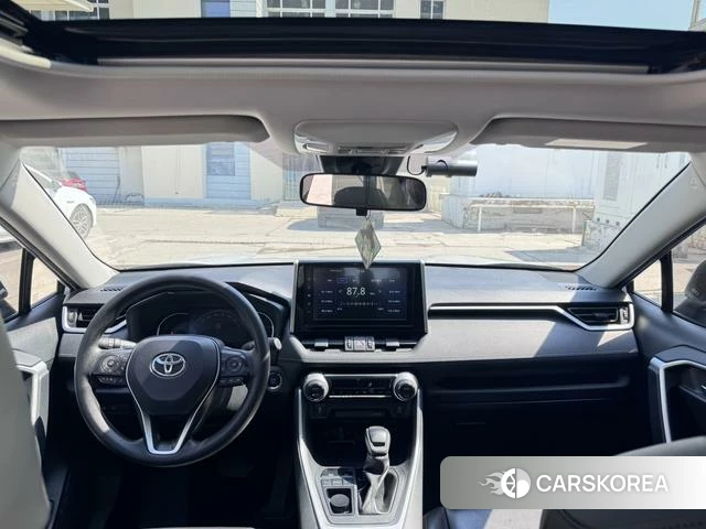 Toyota RAV4 Rongfang 2021 Серебристо-серый из Китая, фото 6