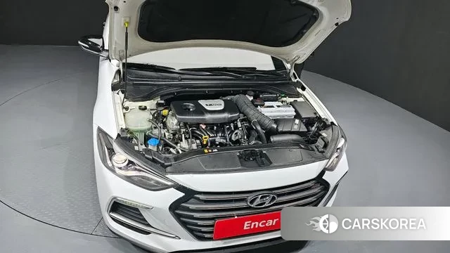 Hyundai Avante AD id 3429288 из Кореи 16