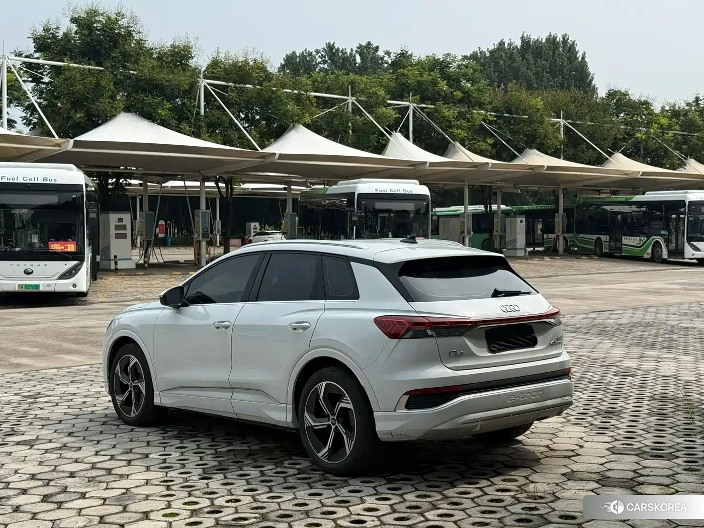 Audi Q4 e-tron 2024 Белый из Китая, фото 6