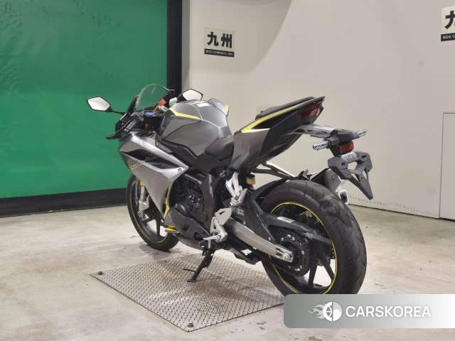 Honda CBR250RR ABS id 4341374 из Японии 6