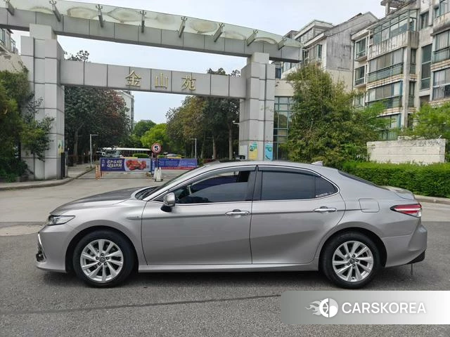 Toyota Camry 2021 Серебристо-серый из Китая, фото 6