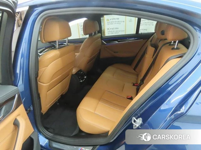 BMW 5 Series (G30) id 3833600 из Кореи 16