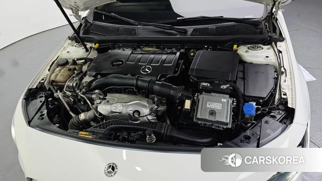 Mercedes-Benz A-Class W177 id 4384183 из Кореи 26