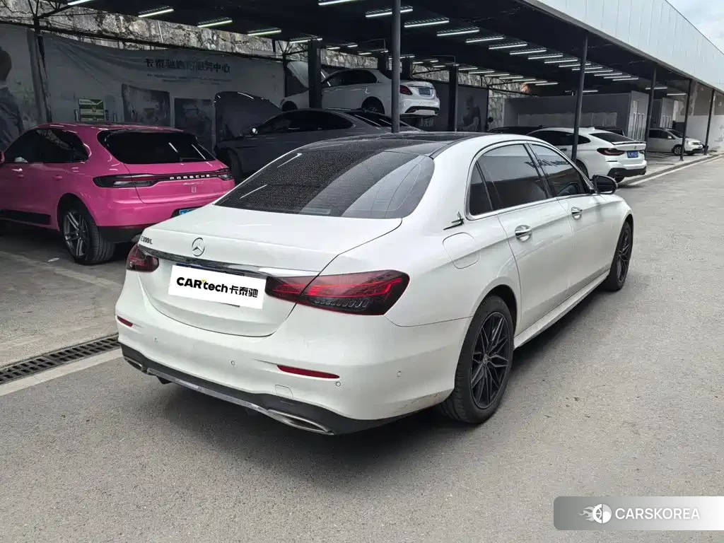 Mercedes-Benz E-Class 2023 Белый из Китая, фото 6
