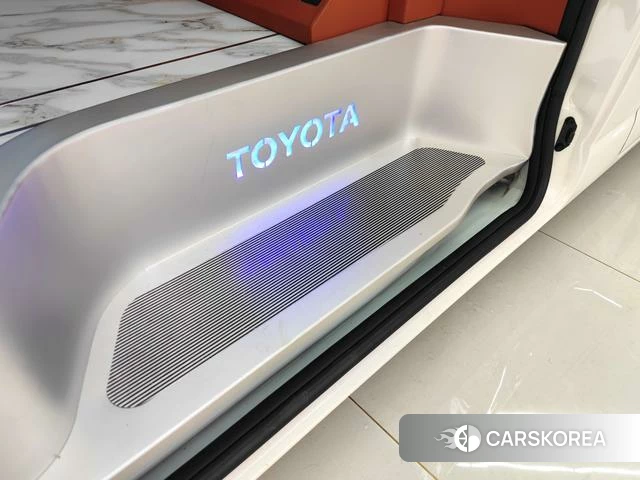 Toyota Hiace id 4257449 из Китая 31