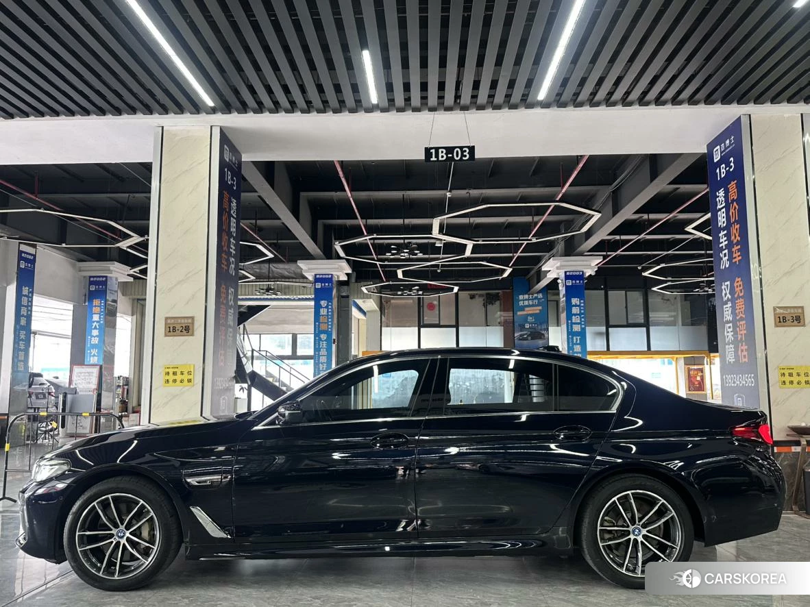 BMW 5 series PHEV id 4493308 из Китая 12
