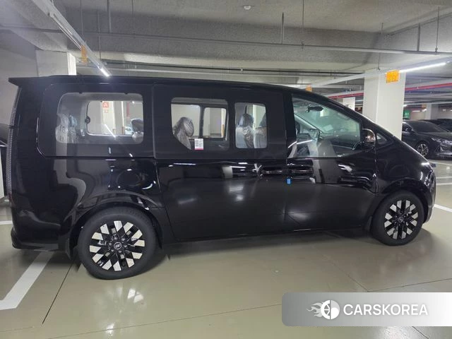 Hyundai Staria id 4185578 из Кореи 10