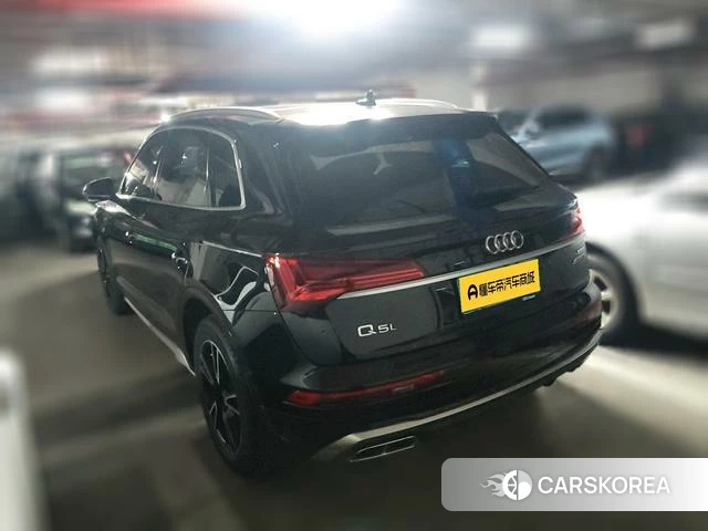 Audi Q5L 2022 Черный из Китая, фото 6