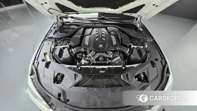 BMW 8 Series (G15) id 4739915 из Кореи 32