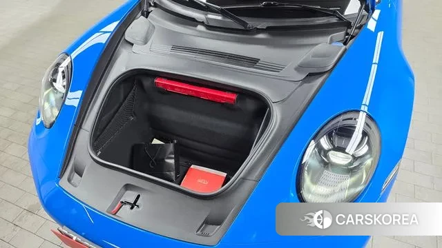 Porsche 911(992) id 3058889 из Кореи 16