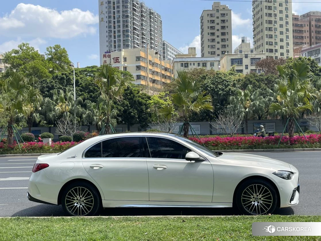 Mercedes-Benz Class C id 4467637 из Китая 14