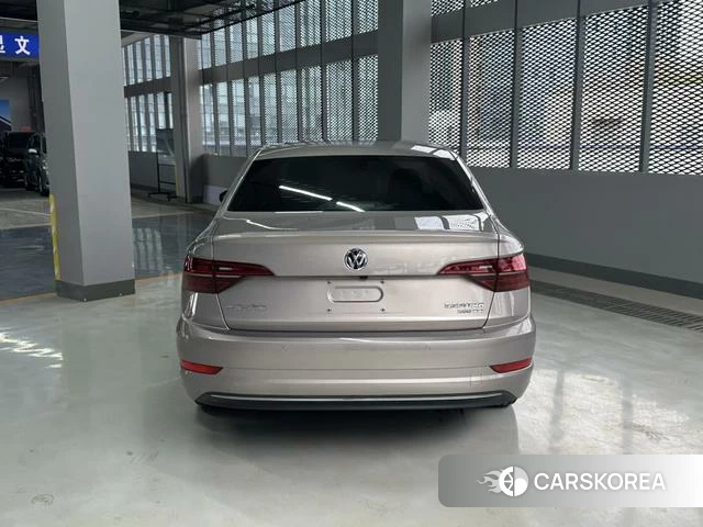 Volkswagen Sagitar id 4240890 из Китая 12