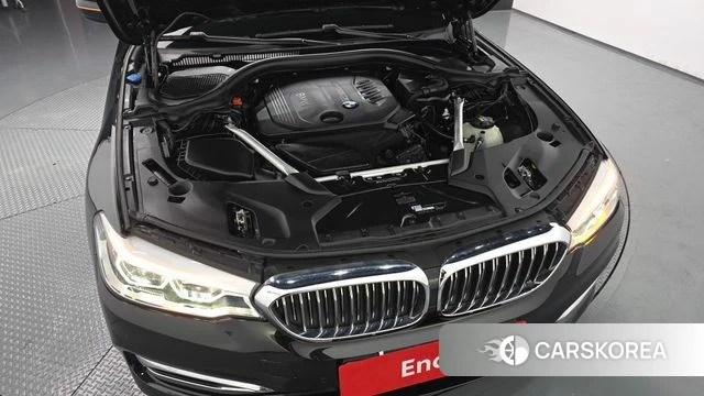 BMW 5 Series (G30) id 3911979 из Кореи 16