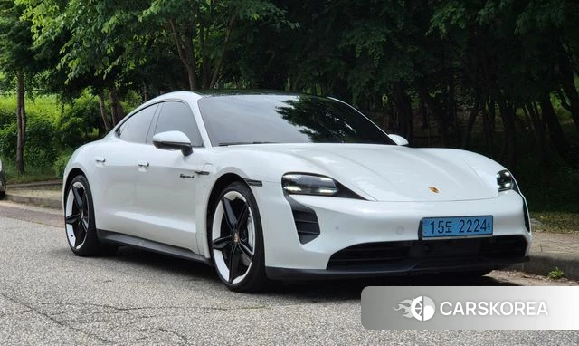 Porsche Taycan 2021 Белый из Кореи, фото 6