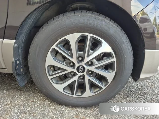 Hyundai The New Grand Starex id 3029396 из Кореи 13