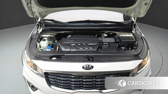 Kia The New Carnival id 4900518 из Кореи 27