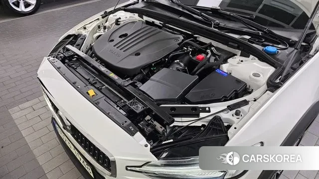 Volvo V60 Cross-Country 2nd Generation id 2974344 из Кореи 16