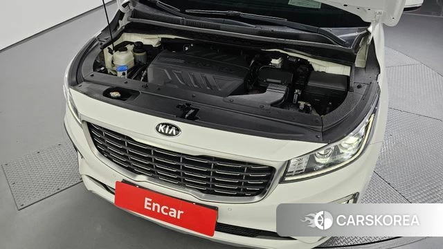 Kia The New Carnival id 4520672 из Кореи 16