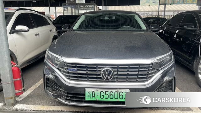 Volkswagen Passat PHEV 2022 Черный из Китая, фото 6
