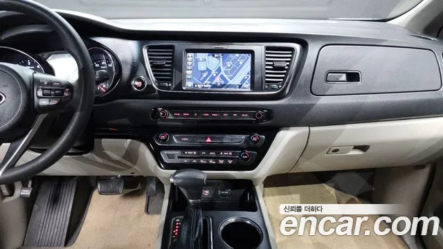 Kia The New Carnival id 2765340 из Кореи 16