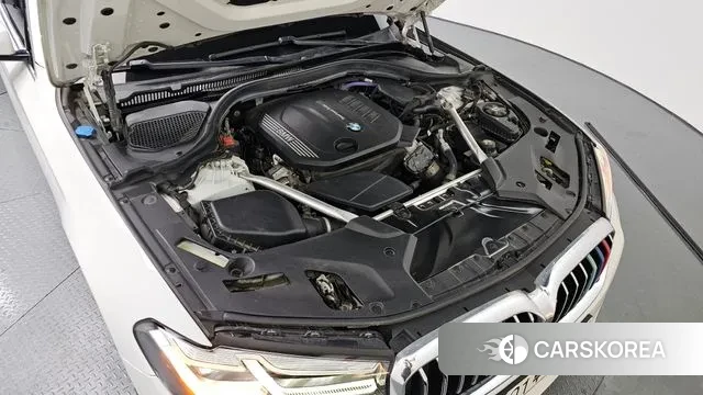 BMW 5 Series (G30) id 3722596 из Кореи 16