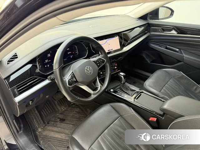 Volkswagen Passat id 4219754 из Китая 18