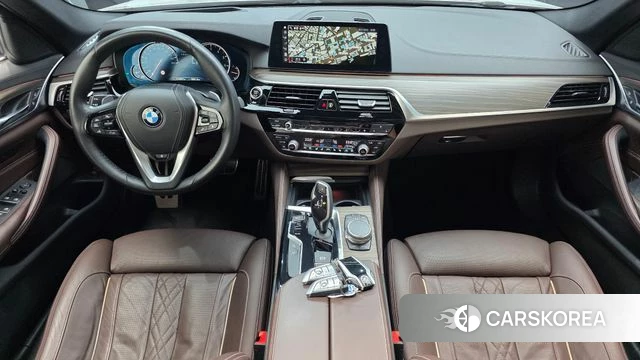 BMW 5 Series (G30) id 4502850 из Кореи 28