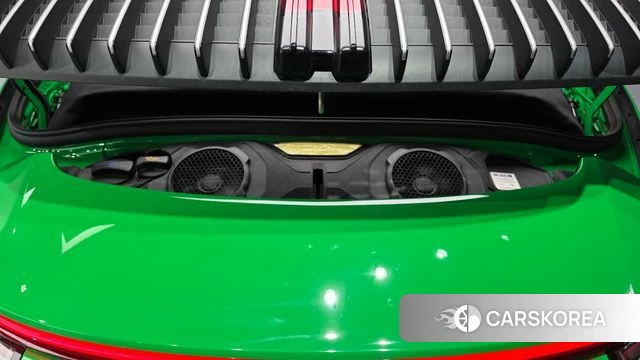 Porsche 911(992) id 4604081 из Кореи 16