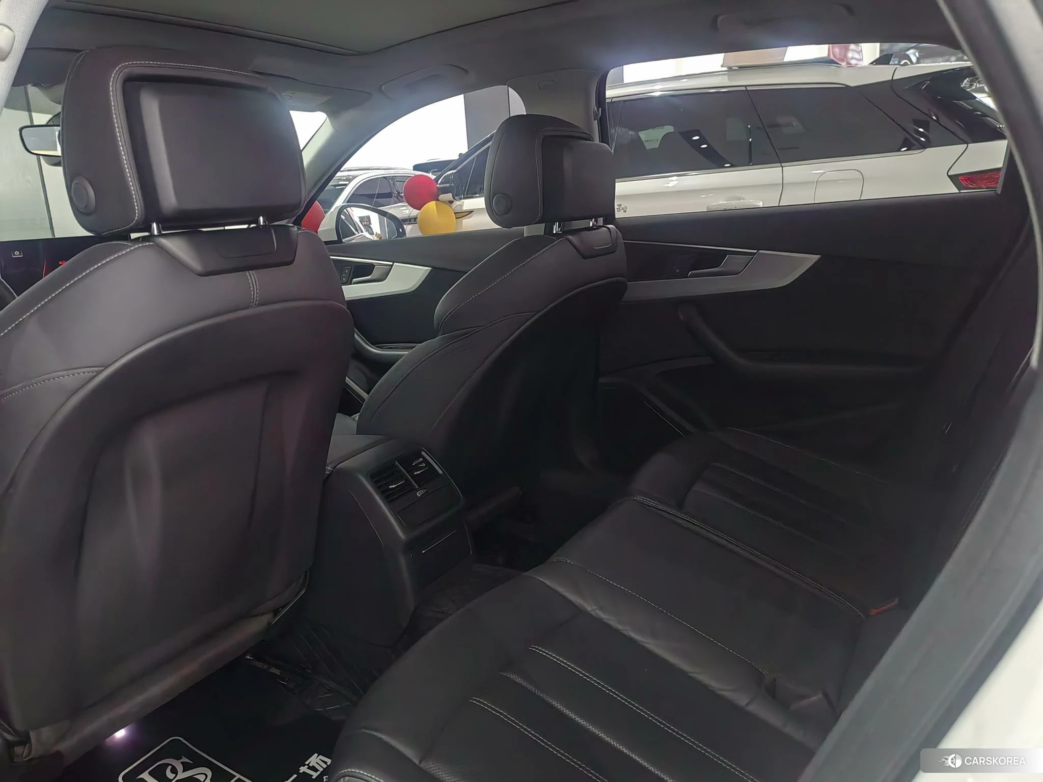 Audi A4L id 4513799 из Китая 7