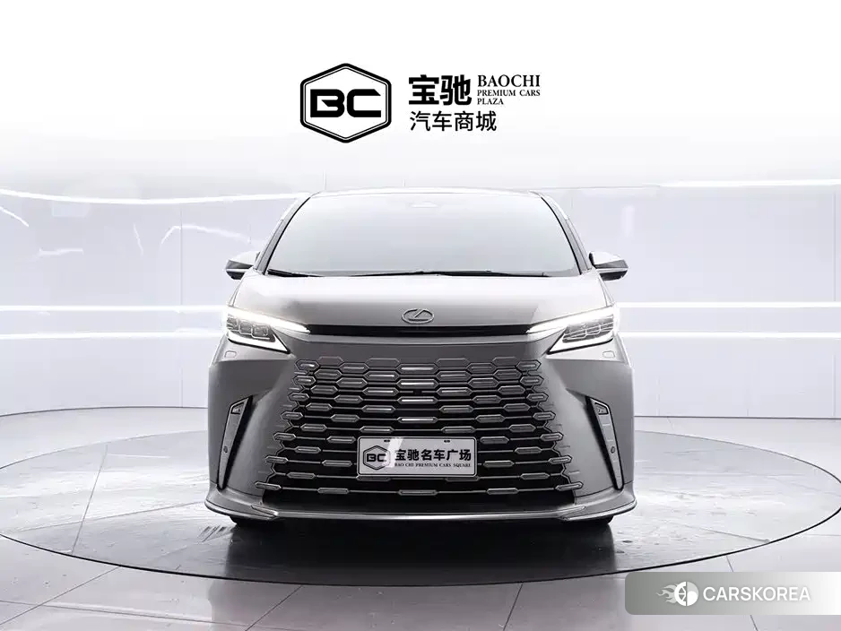 Lexus LM id 4628316 из Китая 13