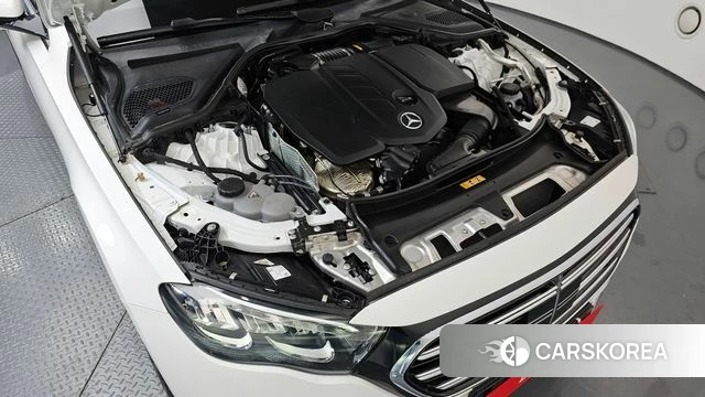 Mercedes-Benz E-Class W214 id 4230101 из Кореи 36