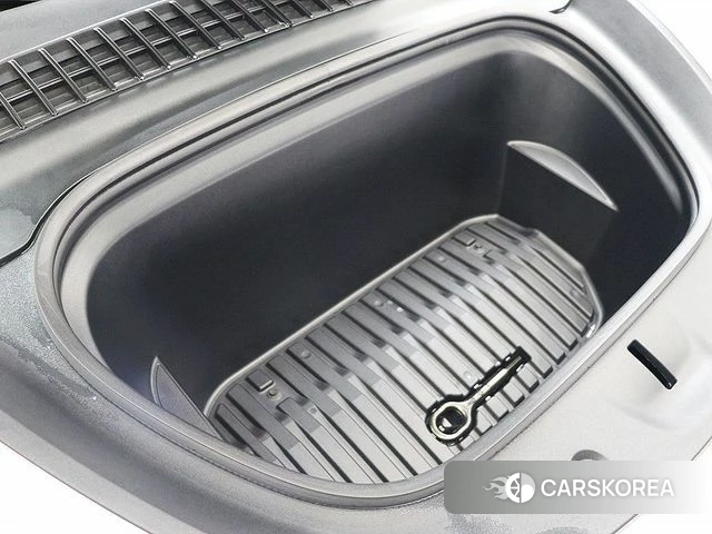 Tesla Model Y id 3864602 из Кореи 16