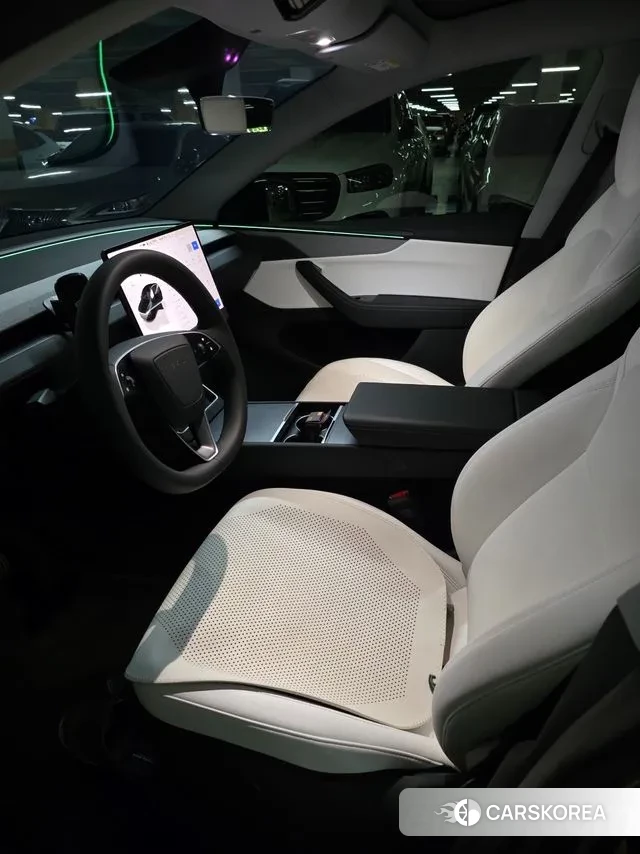 Tesla Model Y id 3739063 из Кореи 7