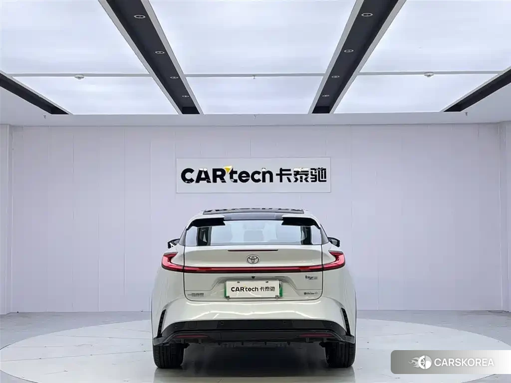 Toyota bZ5 id 4680505 из Китая 22