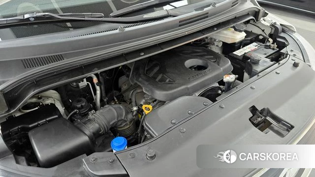 Hyundai The New Grand Starex id 3936604 из Кореи 16