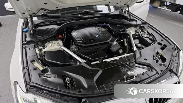 BMW 5 Series (G30) id 3444046 из Кореи 16