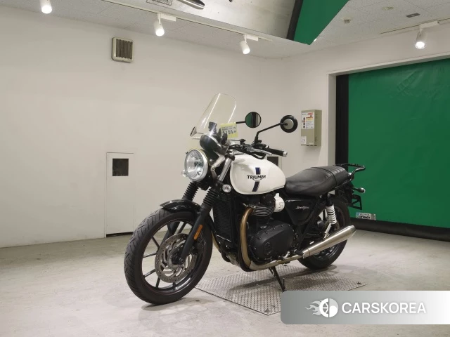 Проданный Triumph STREET TWIN 2018 из Японии, фото 4