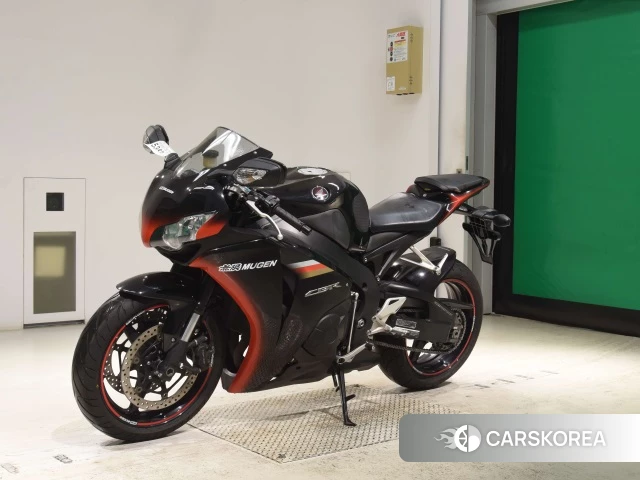 Проданный Honda CBR1000RR 2010 из Японии, фото 2