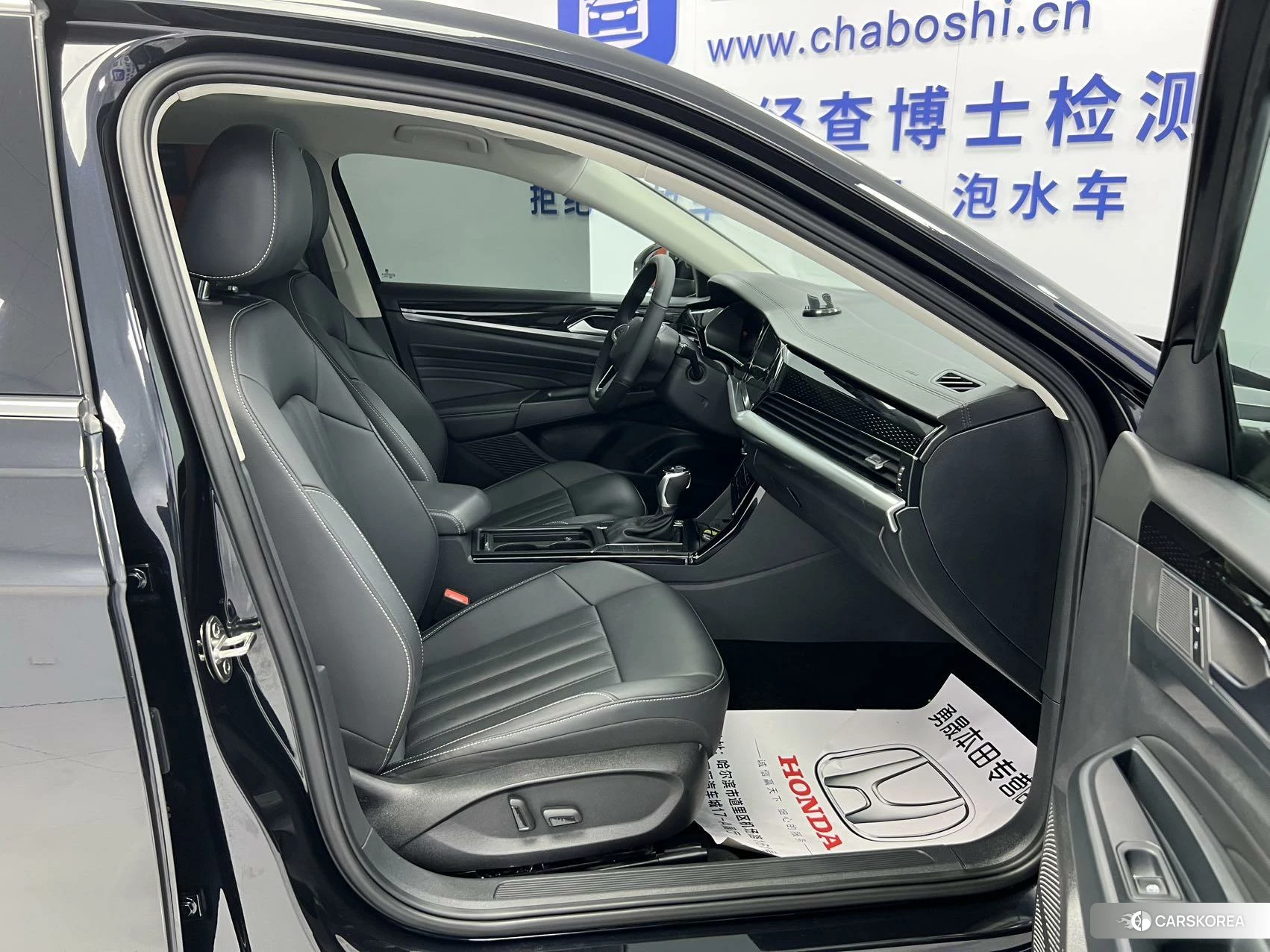 Volkswagen Passat id 4454030 из Китая 16