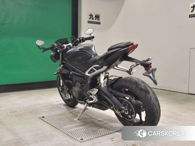 Triumph STREET TRIPLE 765 RS id 4347650 из Японии 6