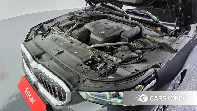 BMW 5 Series (G60) id 3689727 из Кореи 16