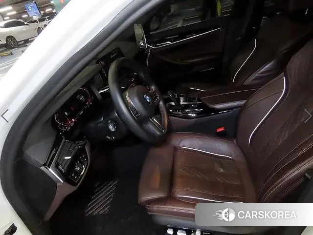 BMW 5 Series (G30) id 3687044 из Кореи 15