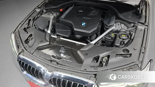 BMW 5 Series (G30) id 3708497 из Кореи 16