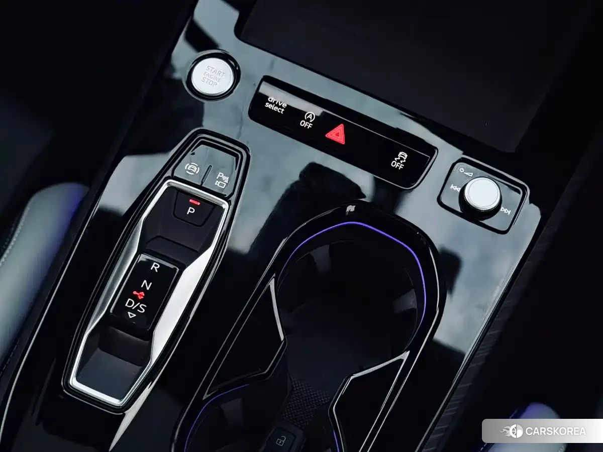 Audi A5L id 4578202 из Китая 16