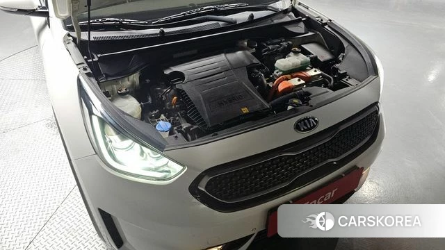 Kia Niro id 4020434 из Кореи 16