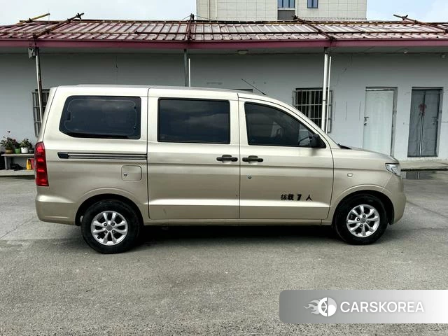 Wuling Automobile Wuling Hongguang V id 4240129 из Китая 7